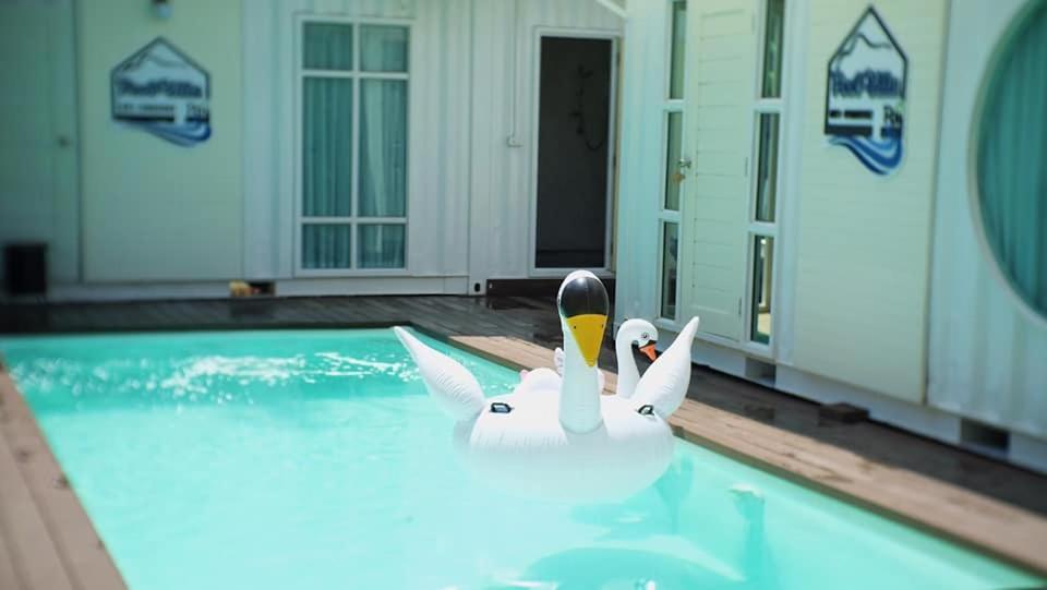 度假居 Pool Banana House